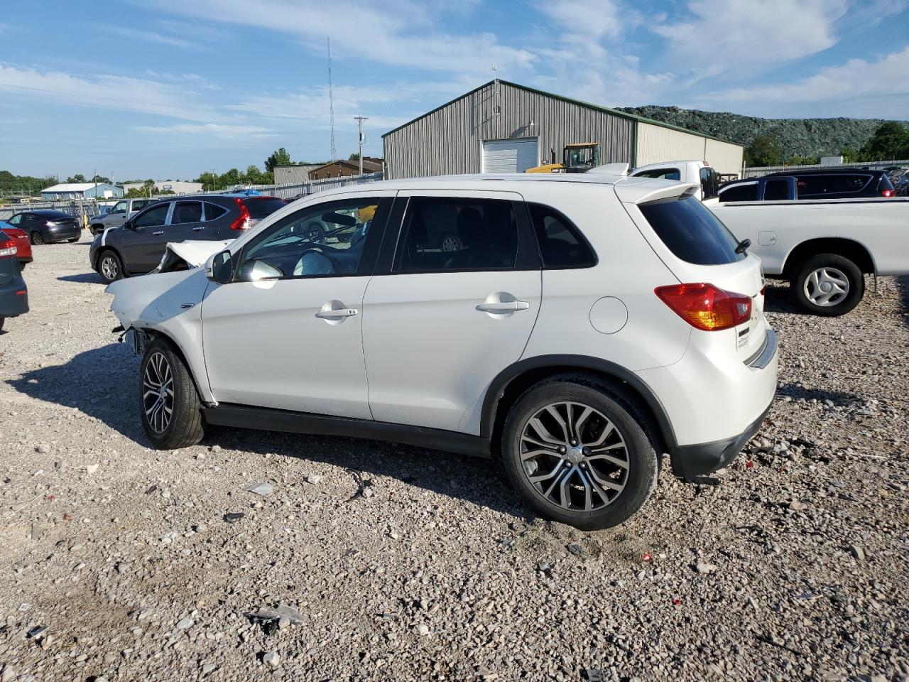 Lot #2857644010 2017 MITSUBISHI OUTLANDER