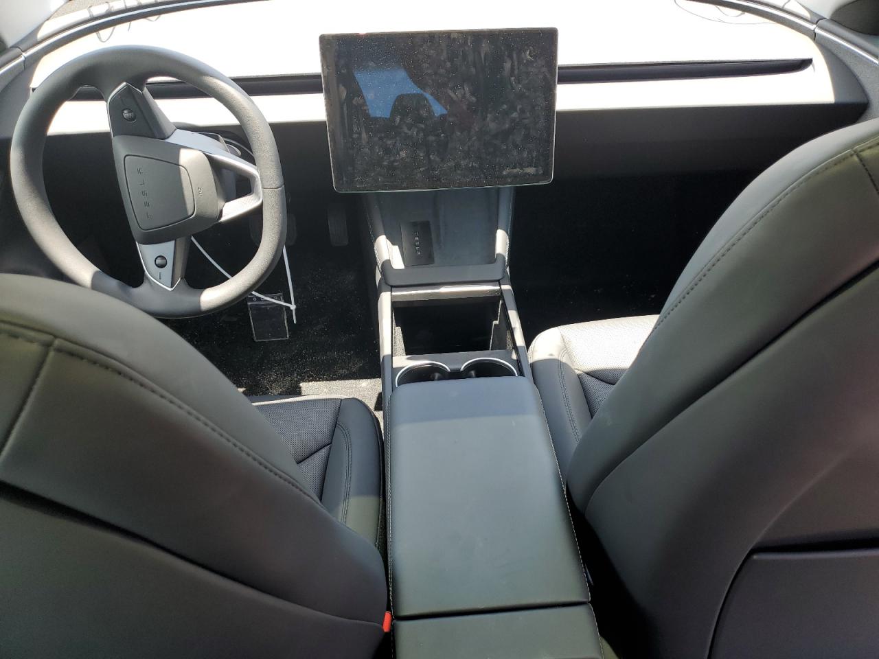 5YJ3E1EA5RF722715 2024 Tesla Model 3