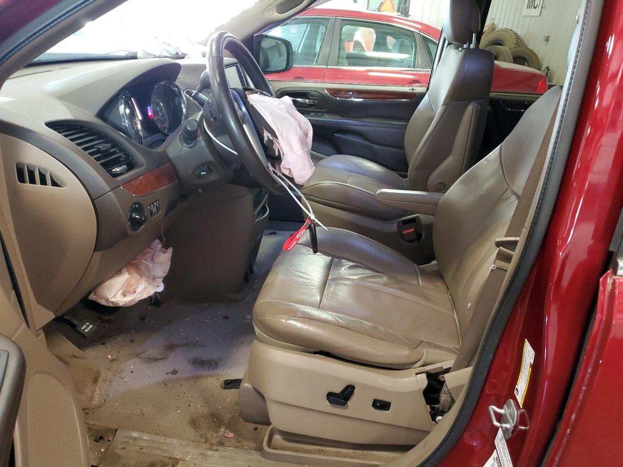 2A4RR6DG7BR616854 2011 Chrysler Town & Country Limited