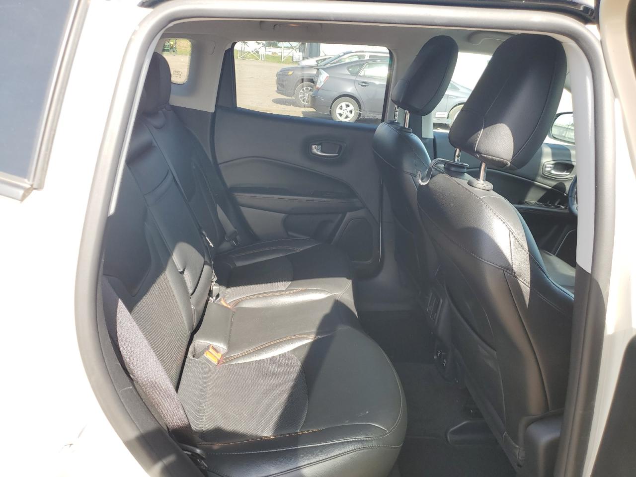 3C4NJDCBXKT648328 2019 Jeep Compass Limited