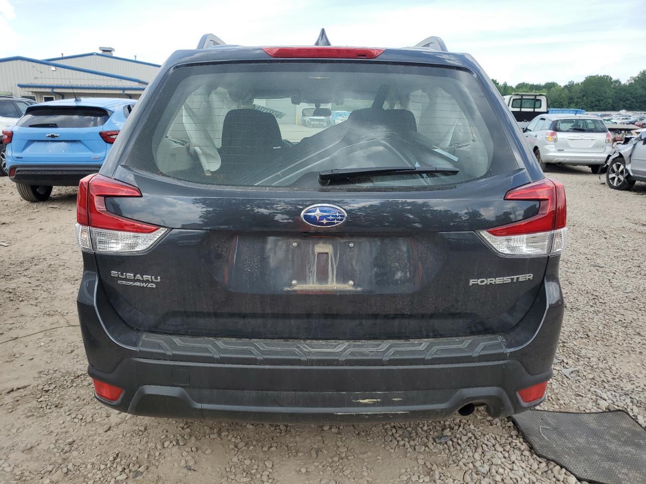 JF2SKACC8KH580523 2019 Subaru Forester