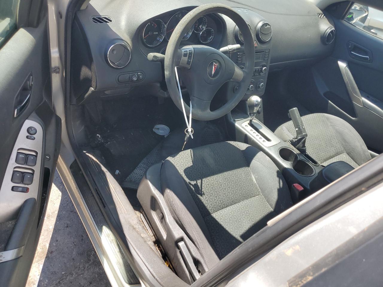 1G2ZG58NX74109105 2007 Pontiac G6 Base