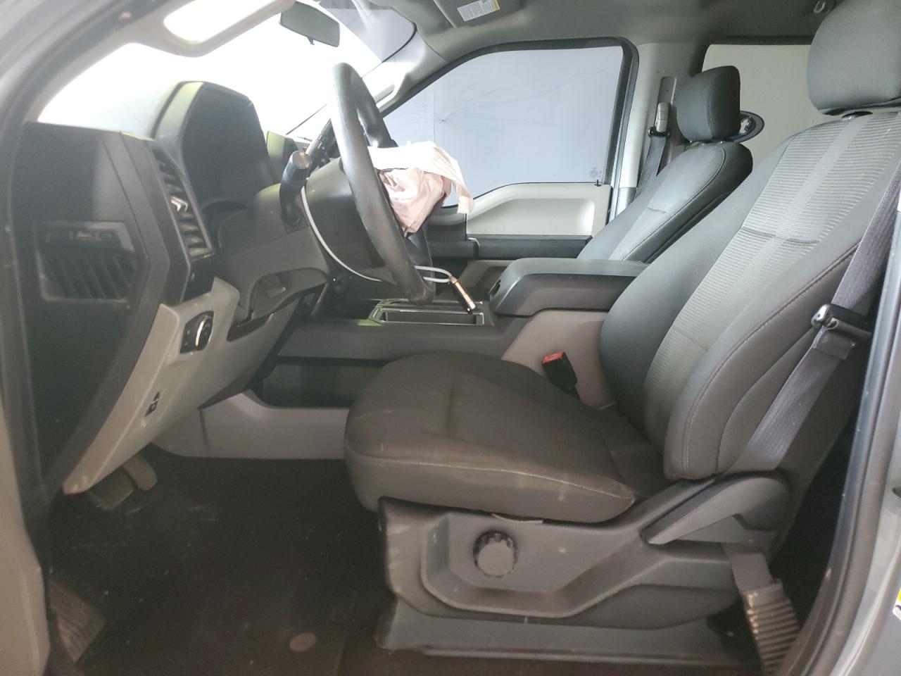 1FTEW1E55KKC59489 2019 Ford F150 Supercrew