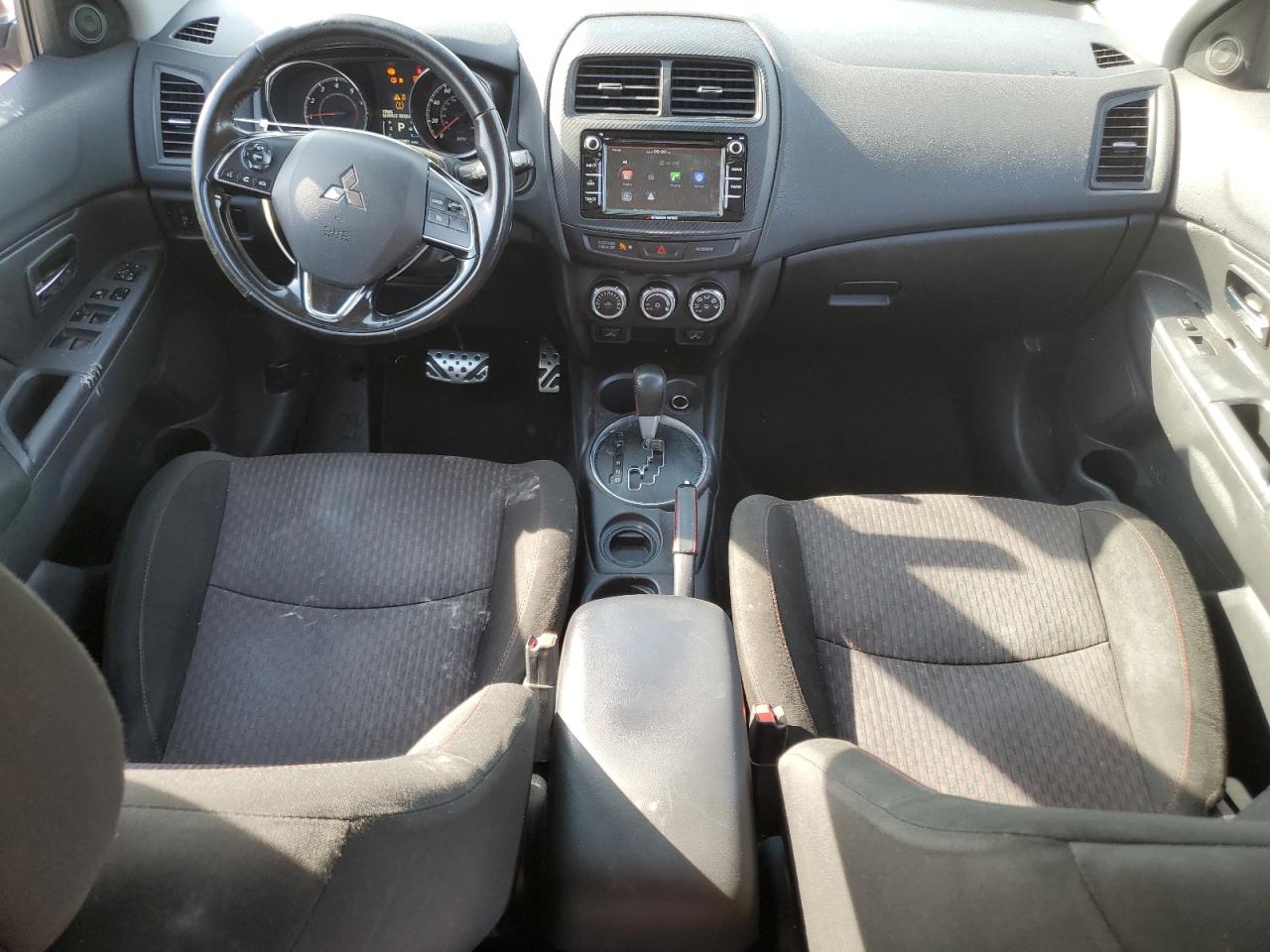 JA4AP3AU8HZ033882 2017 Mitsubishi Outlander Sport Es