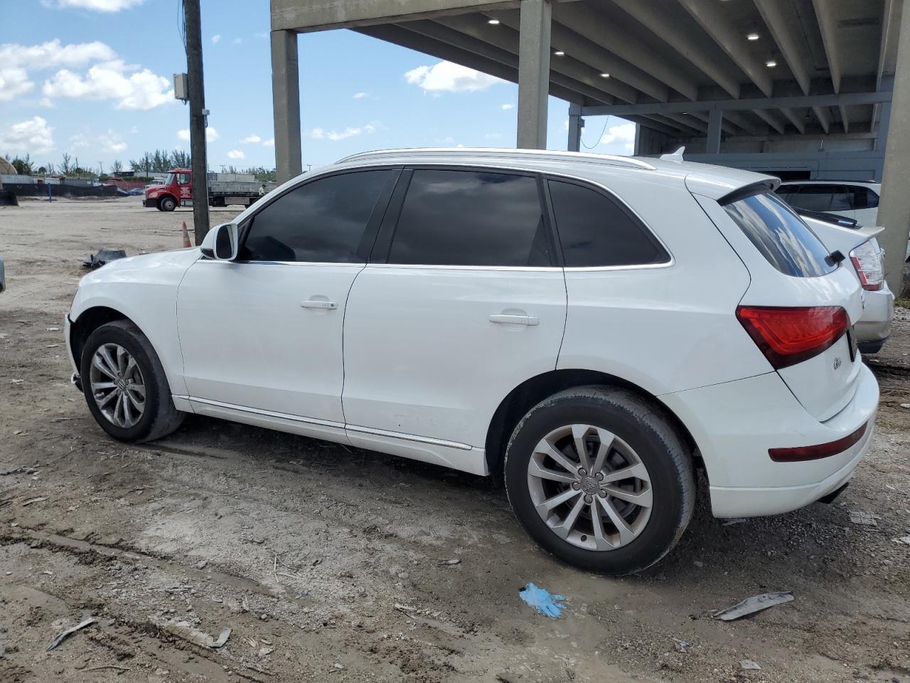 2013 Audi Q5 Premium Plus vin: WA1LFAFP7DA017023