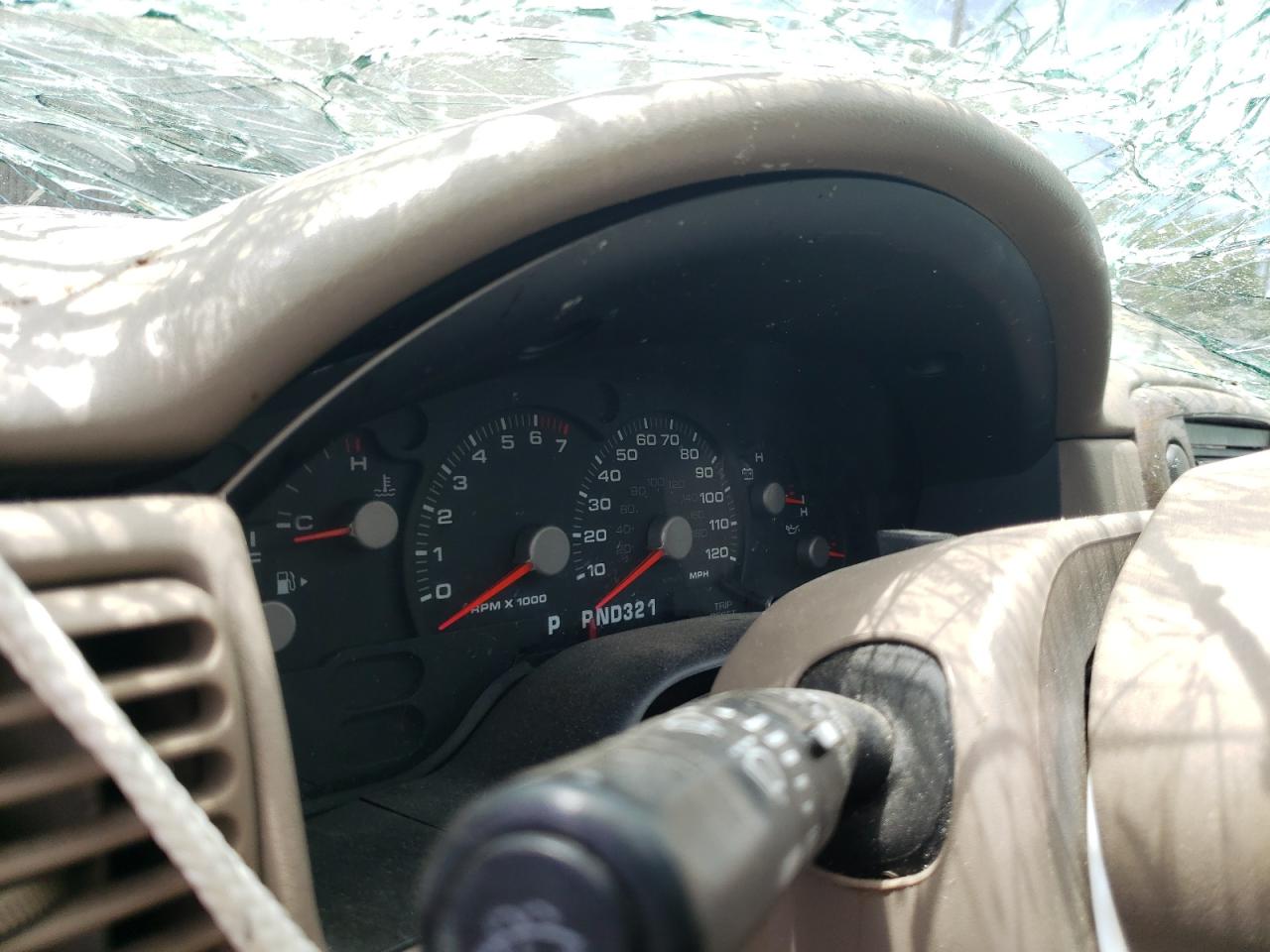 1FMDU74W94UA80275 2004 Ford Explorer Eddie Bauer