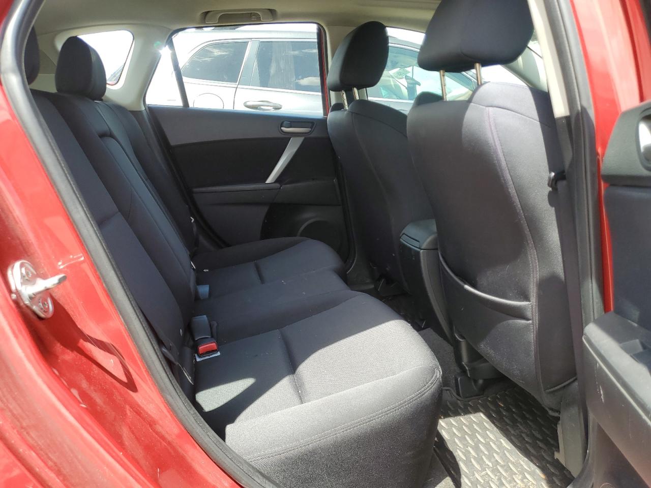 JM1BL1K50B1383207 2011 Mazda 3 S