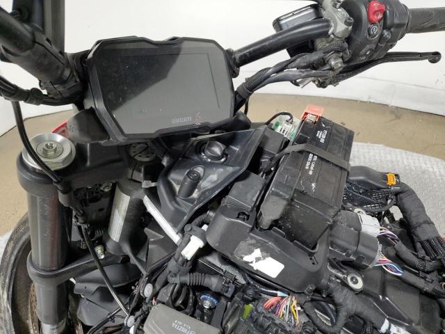 2024 DUCATI DIAVEL V4 ZDMGAR1W8RB000692