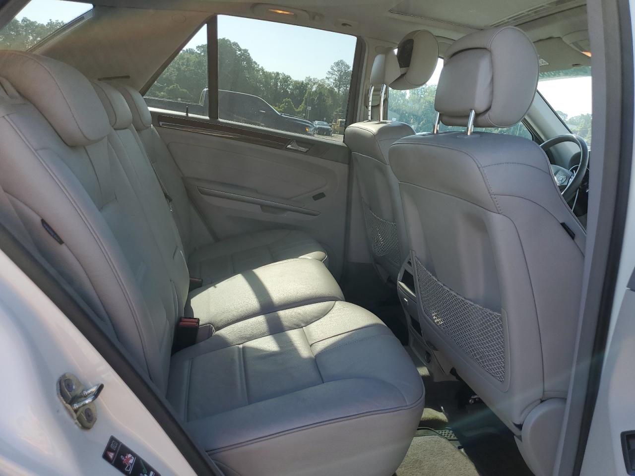 4JGBB8GB8AA572739 2010 Mercedes-Benz Ml 350 4Matic