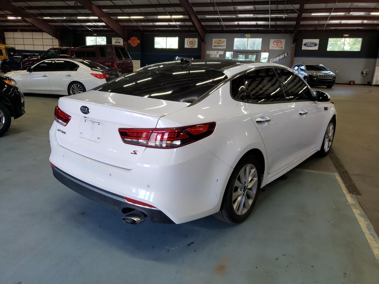 2018 Kia Optima Lx vin: 5XXGT4L39JG246242