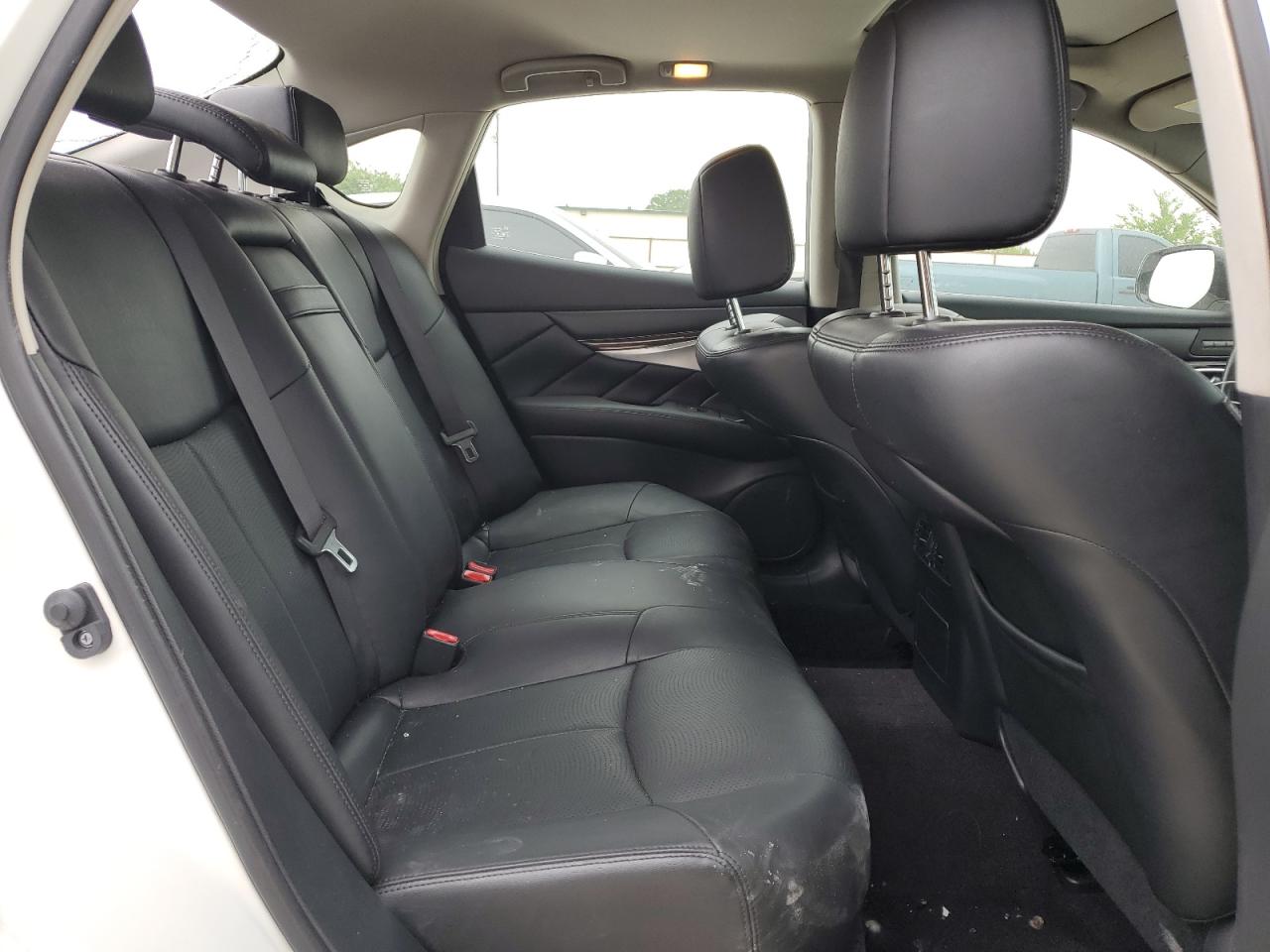 JN1BY1AR3KM585496 2019 Infiniti Q70 3.7 Luxe