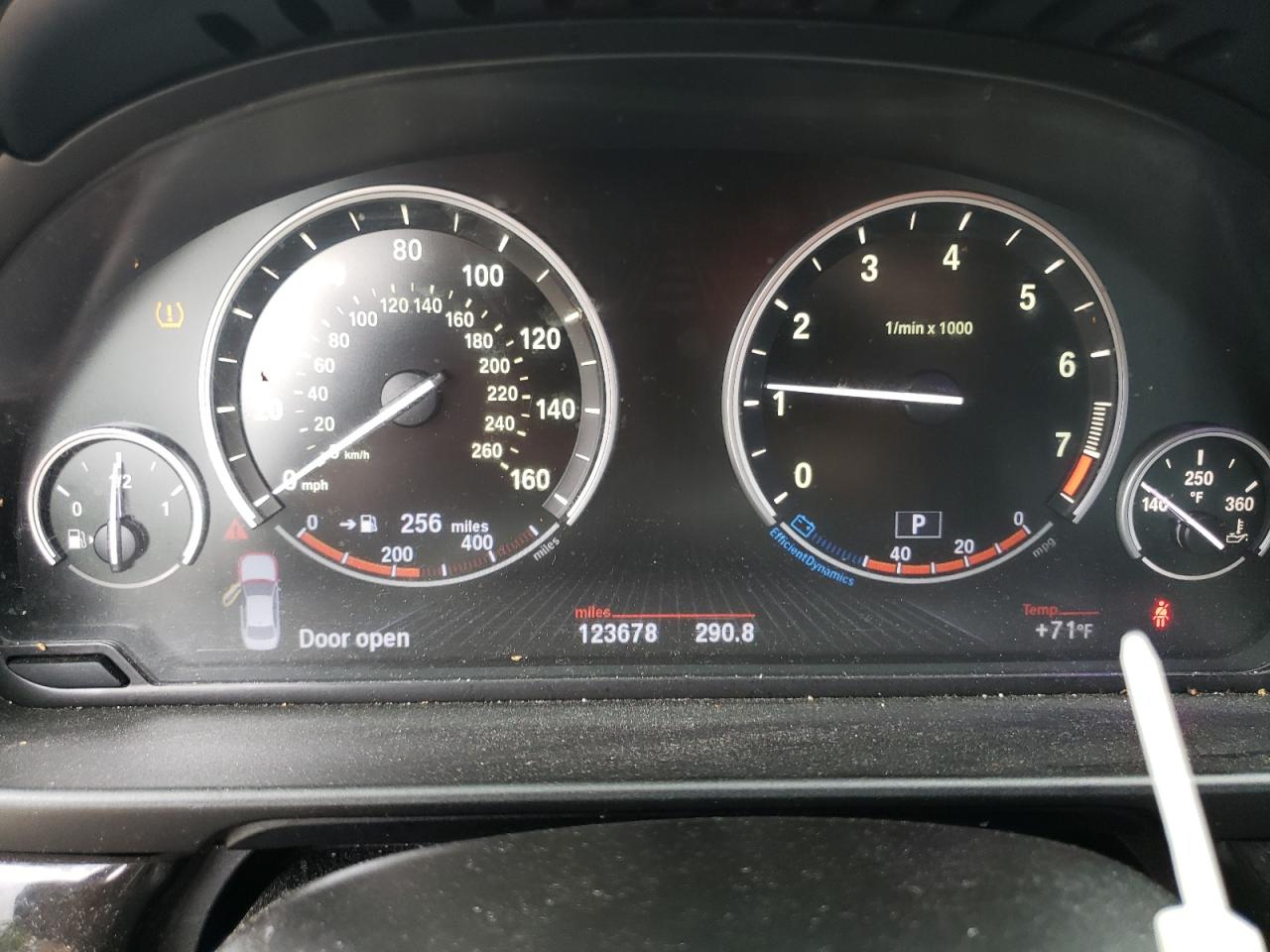 WBAXH5C59DDW14018 2013 BMW 528 Xi