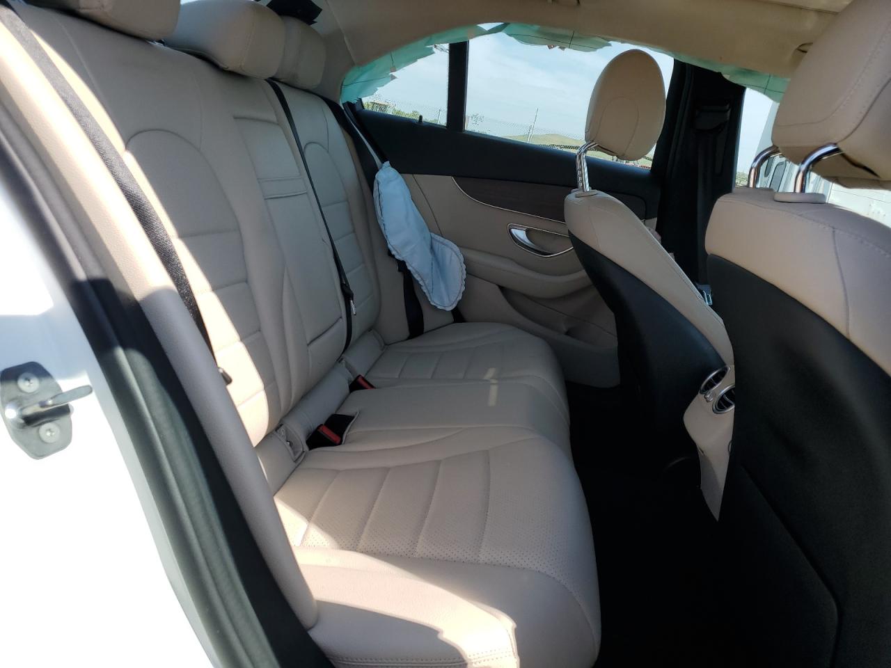 55SWF8EB1KU302904 2019 Mercedes-Benz C 300 4Matic