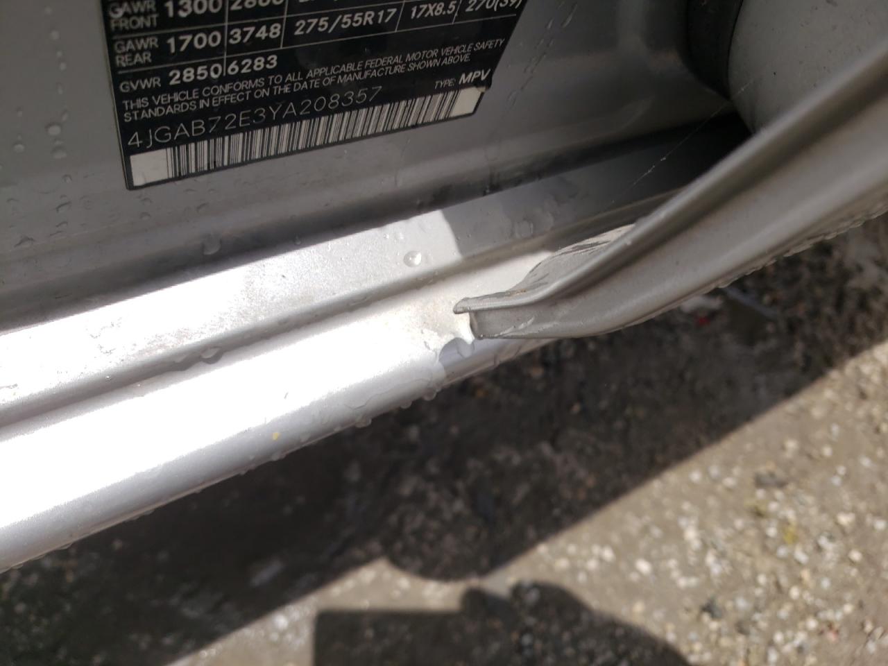 4JGAB72E3YA208357 2000 Mercedes-Benz Ml 430