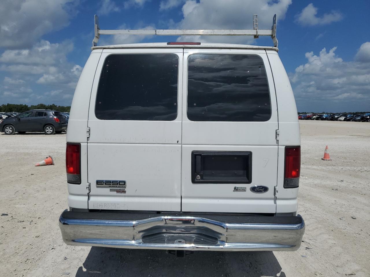 1FTNE2EW1BDA99262 2011 Ford Econoline E250 Van