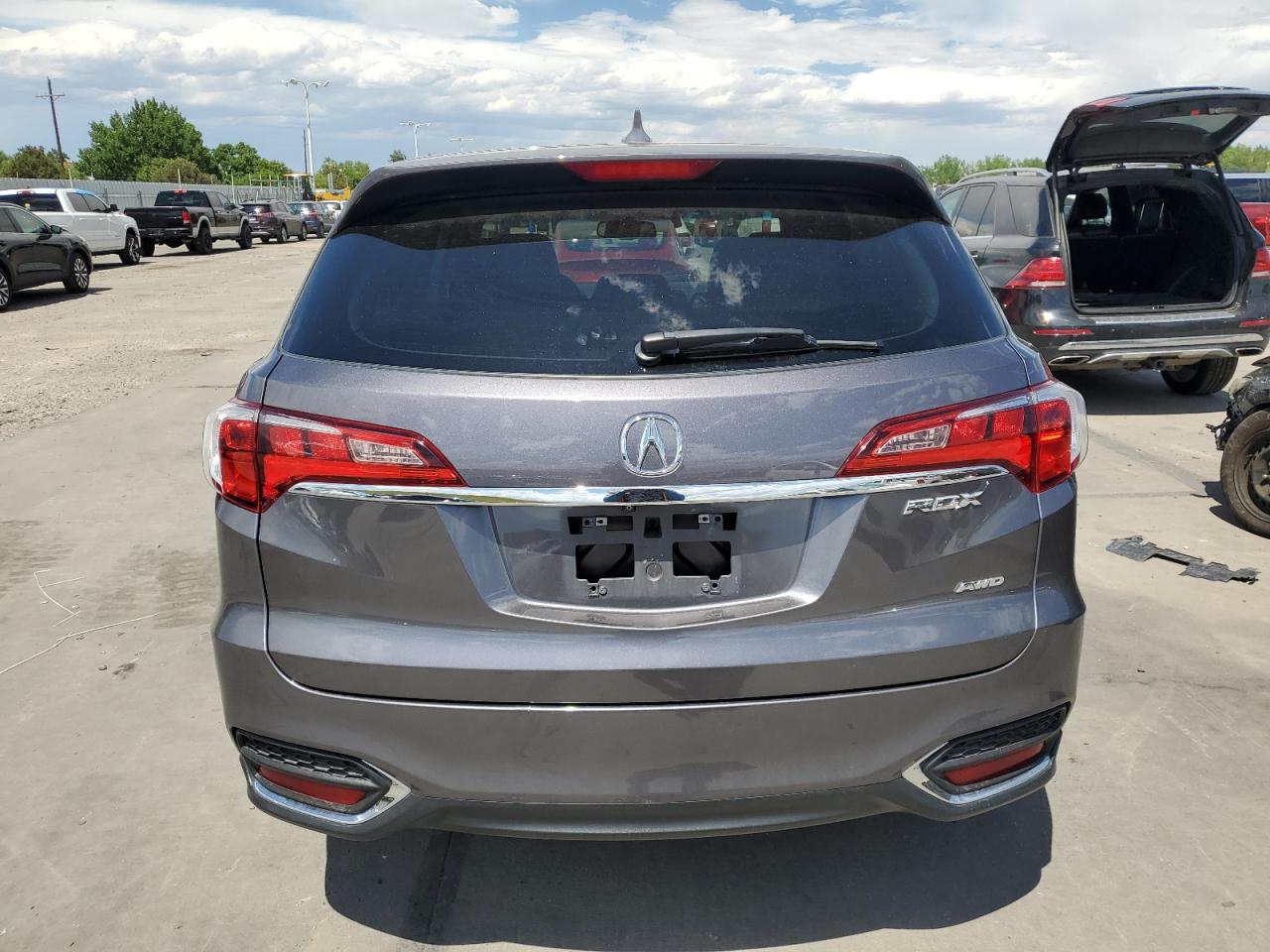 5J8TB4H52HL010135 2017 Acura Rdx Technology