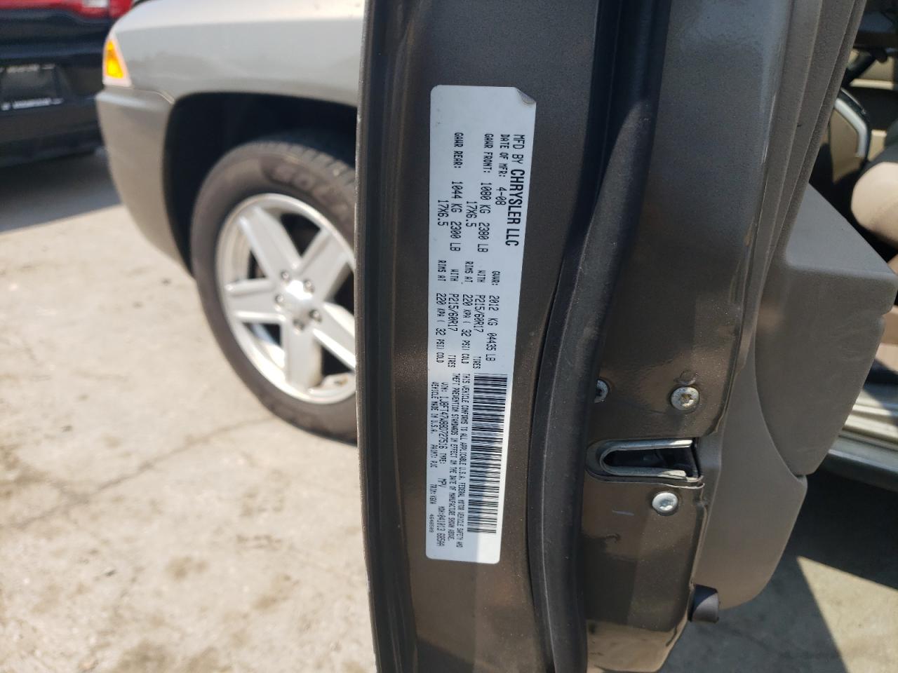 1J8FT47W88D727516 2008 Jeep Compass Sport