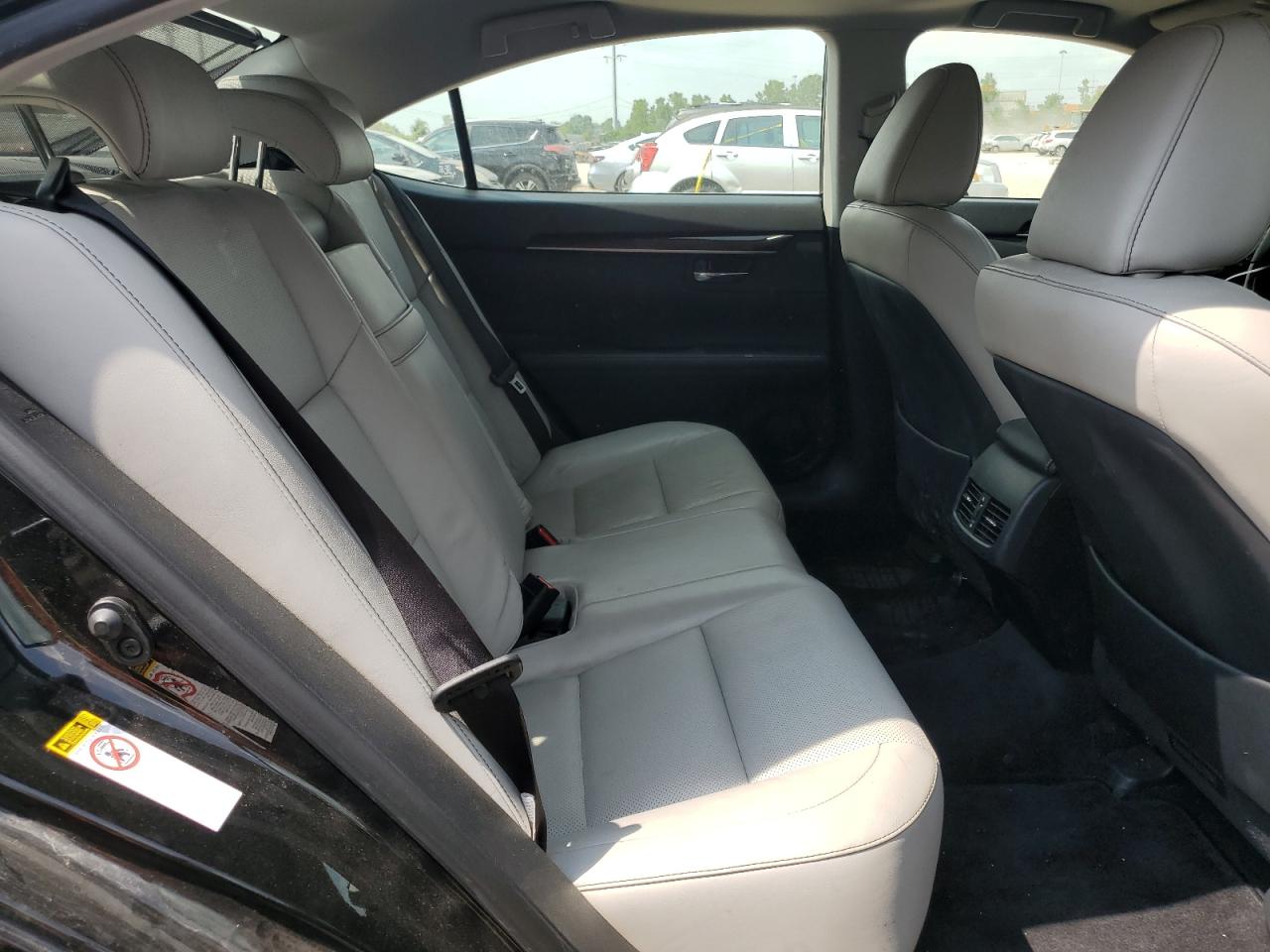 JTHBK1GG2F2170688 2015 Lexus Es 350