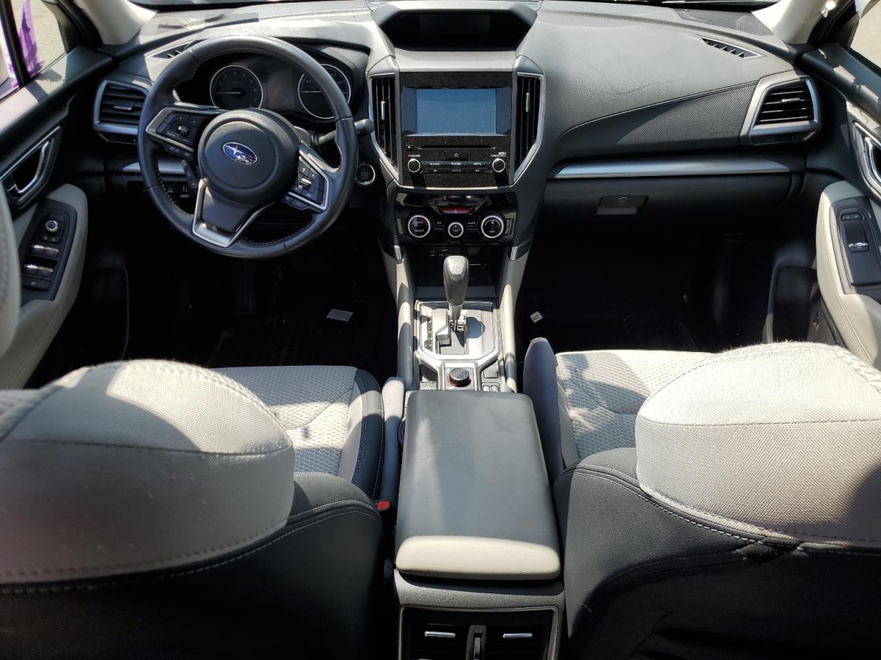 JF2SKAGC8KH573162 2019 Subaru Forester Premium