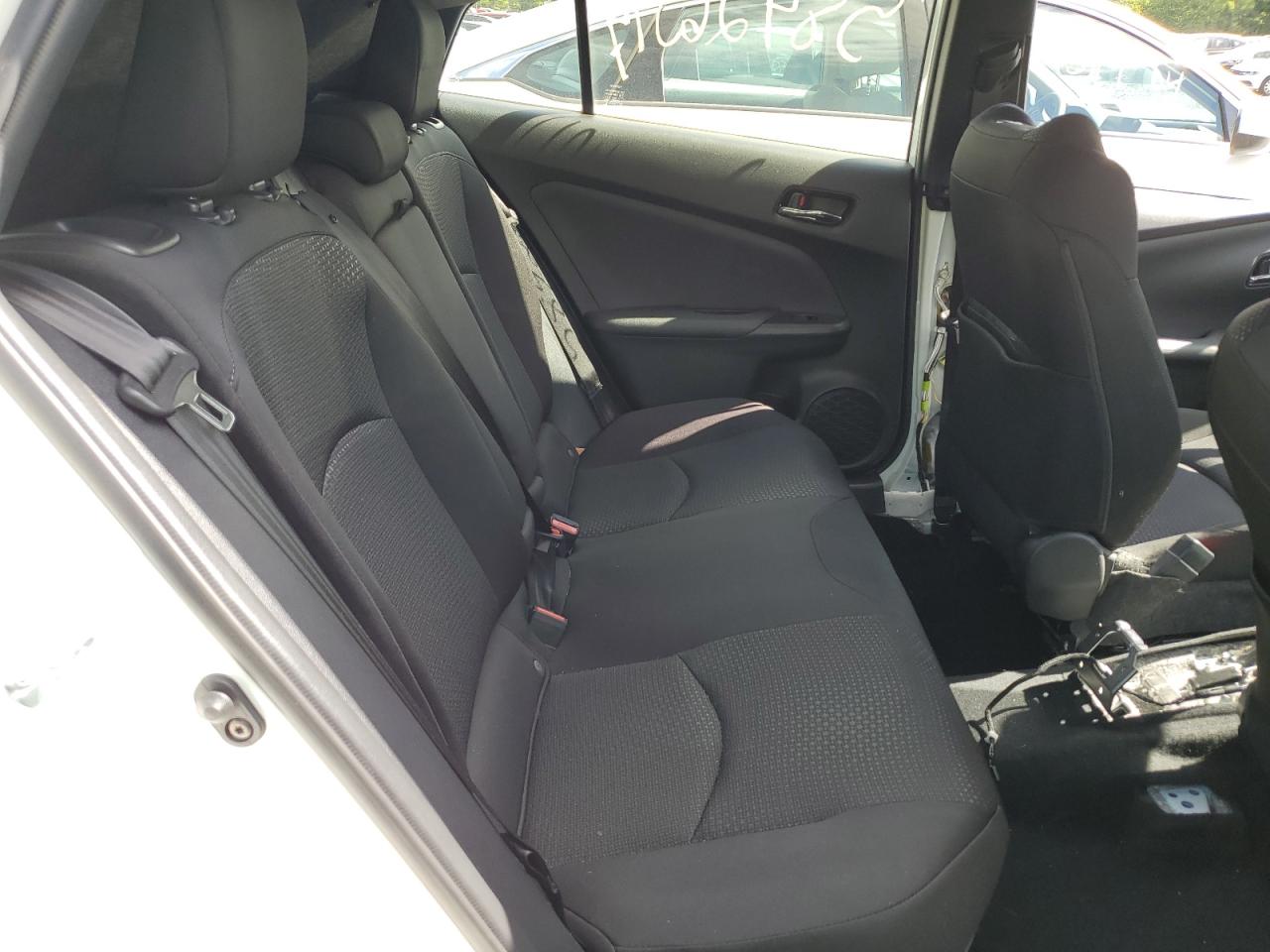 JTDL9RFU5K3003978 2019 Toyota Prius