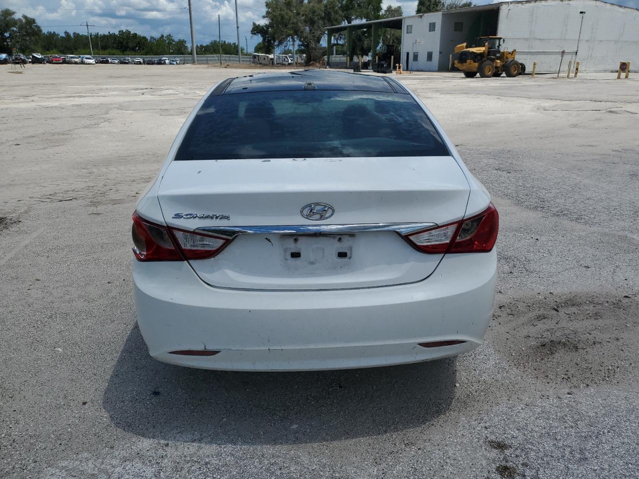 5NPEC4AC5DH640582 2013 Hyundai Sonata Se
