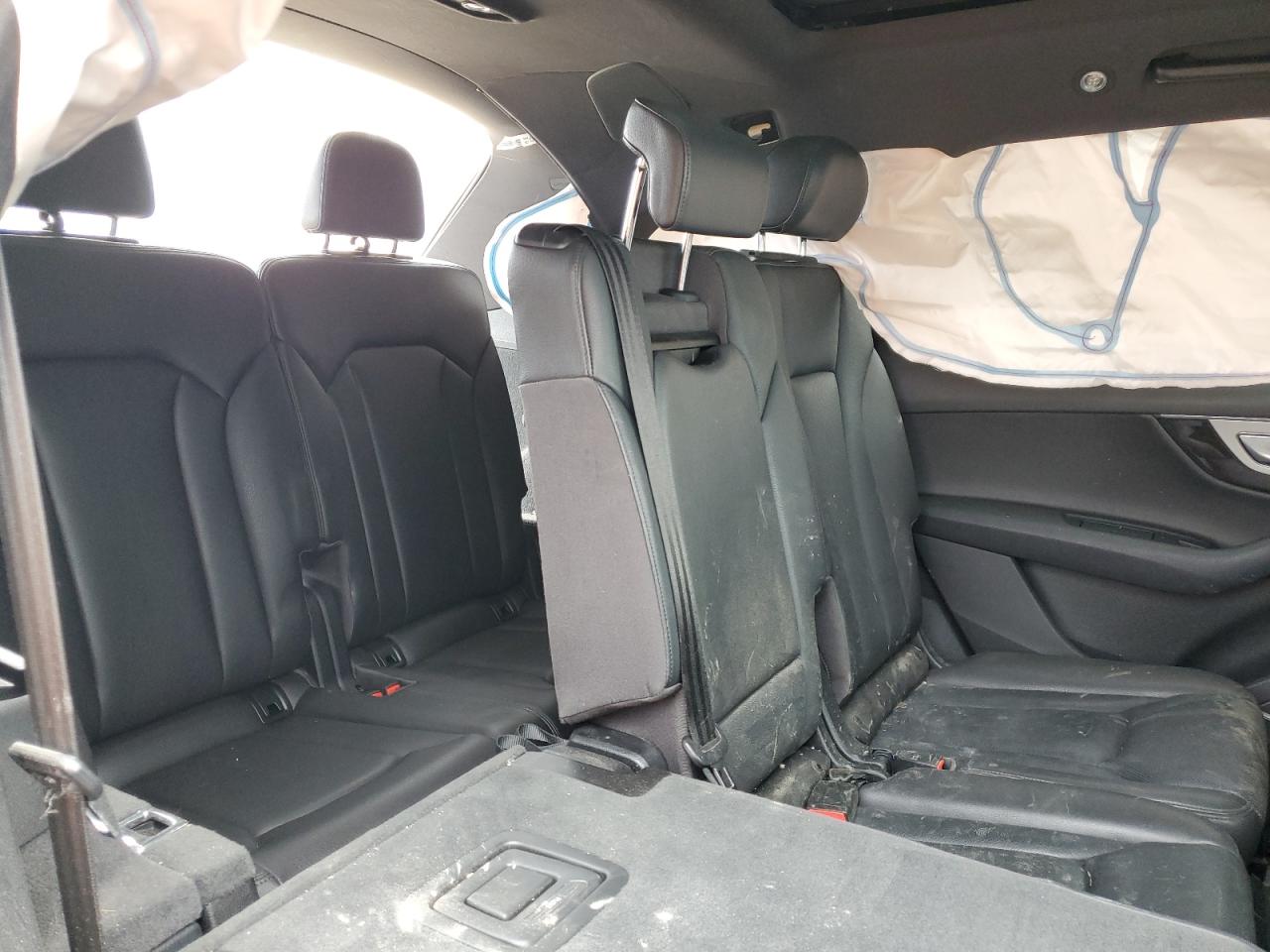 WA1WAAF74JD032245 2018 Audi Q7 Technik S-Line