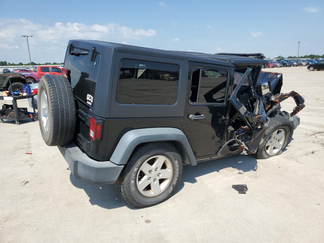 1C4HJWDG5JL927845 2018 Jeep Wrangler Unlimited Sport