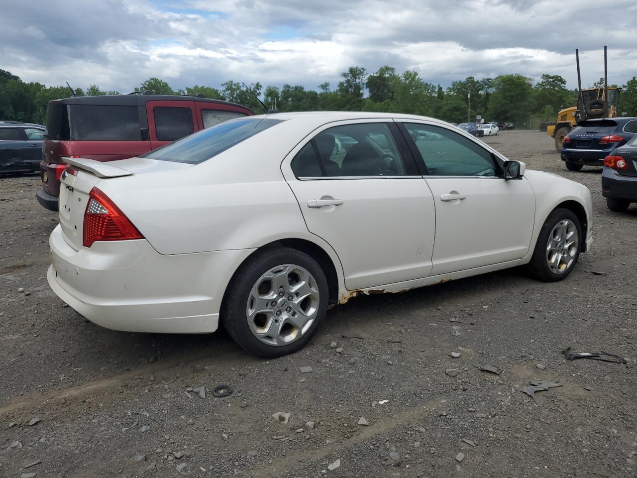 3FAHP0HA3AR260413 2010 Ford Fusion Se