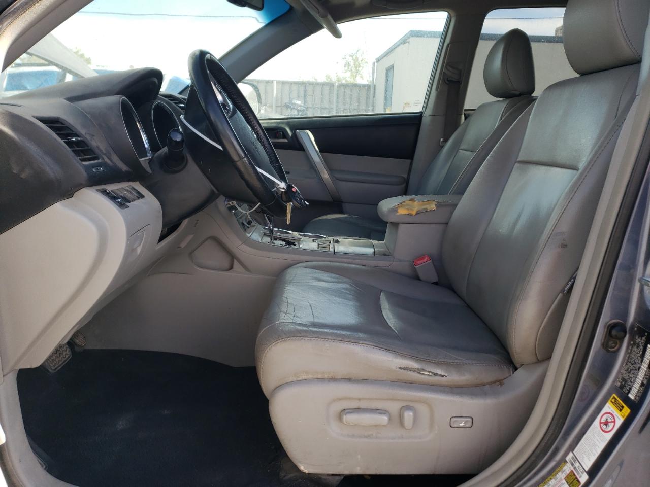 5TDZK3EH9CS050222 2012 Toyota Highlander Base