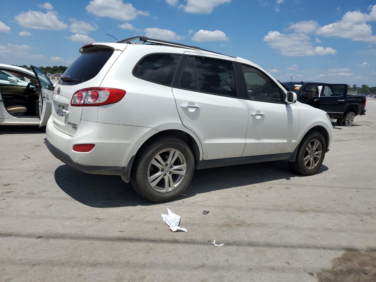 5XYZK3AB5BG087944 2011 Hyundai Santa Fe Limited