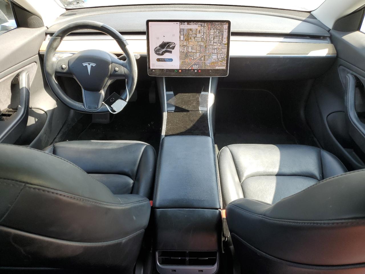 5YJ3E1EBXJF089786 2018 Tesla Model 3