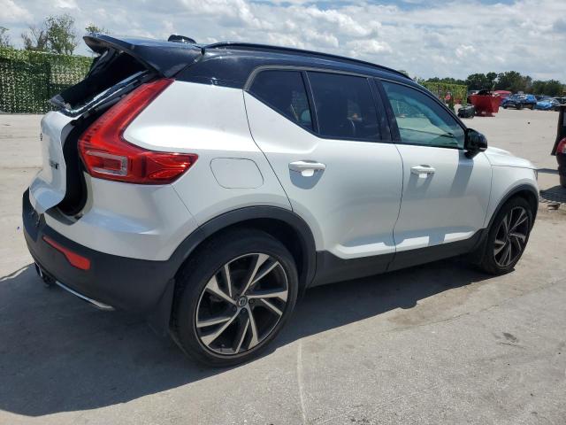 2019 Volvo Xc40 T5 R-Design VIN: YV4162UM2K2109611 Lot: 59471614