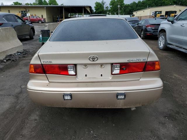 2000 Toyota Camry Ce VIN: JT2BG22K2Y0525421 Lot: 57946634