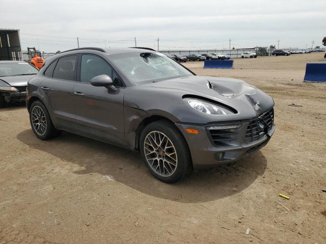 VIN WP1AB2A57GLB45421 2016 PORSCHE MACAN no.4