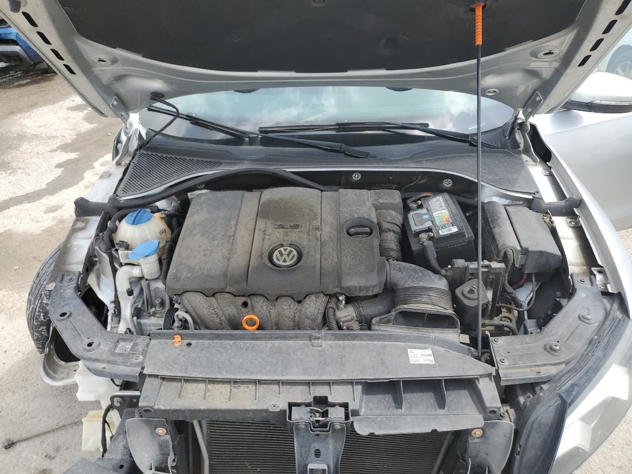 1VWBP7A31CC098901 2012 Volkswagen Passat Se