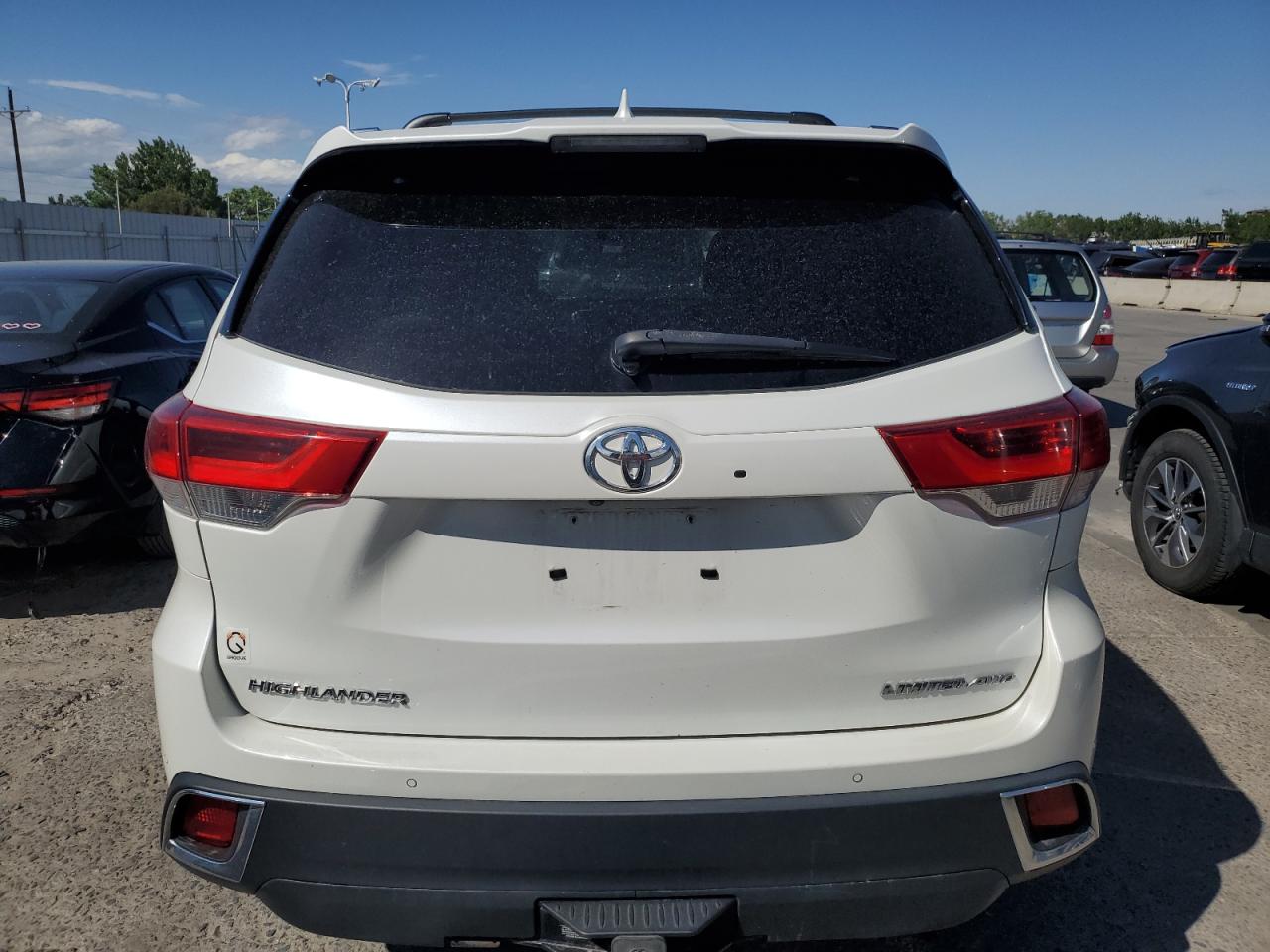 5TDDZRFH8HS478135 2017 Toyota Highlander Limited