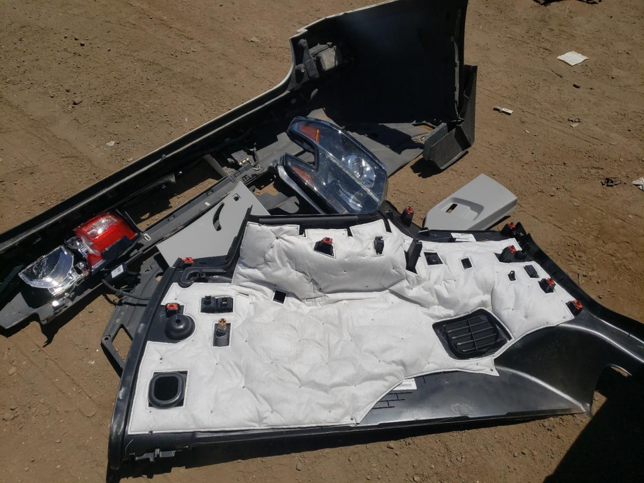 1GNSKBKC3FR656131 2015 Chevrolet Tahoe K1500 Lt