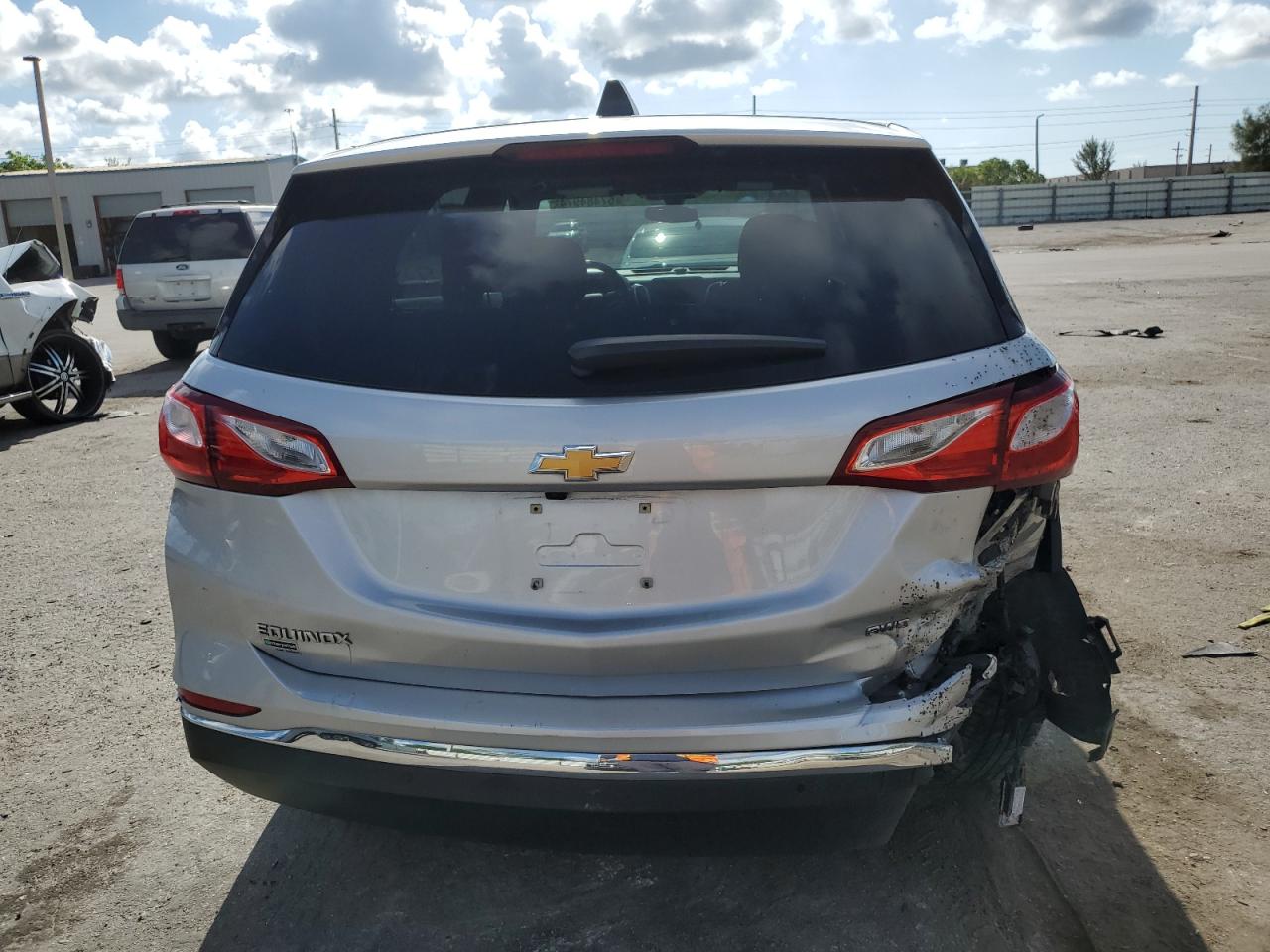 3GNAXUEVXKS517496 2019 Chevrolet Equinox Lt