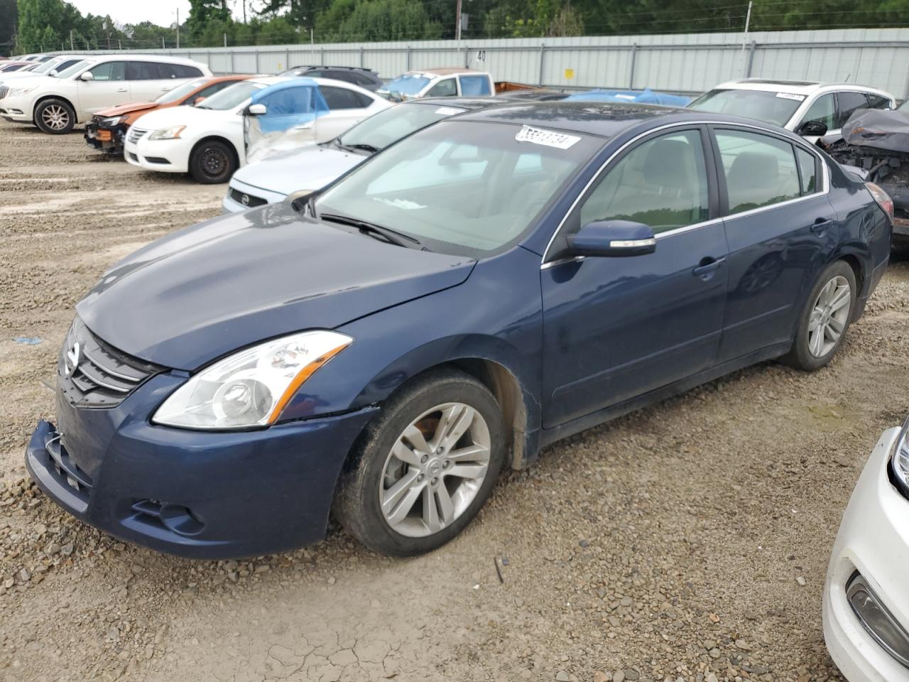 NISSAN ALTIMA SR