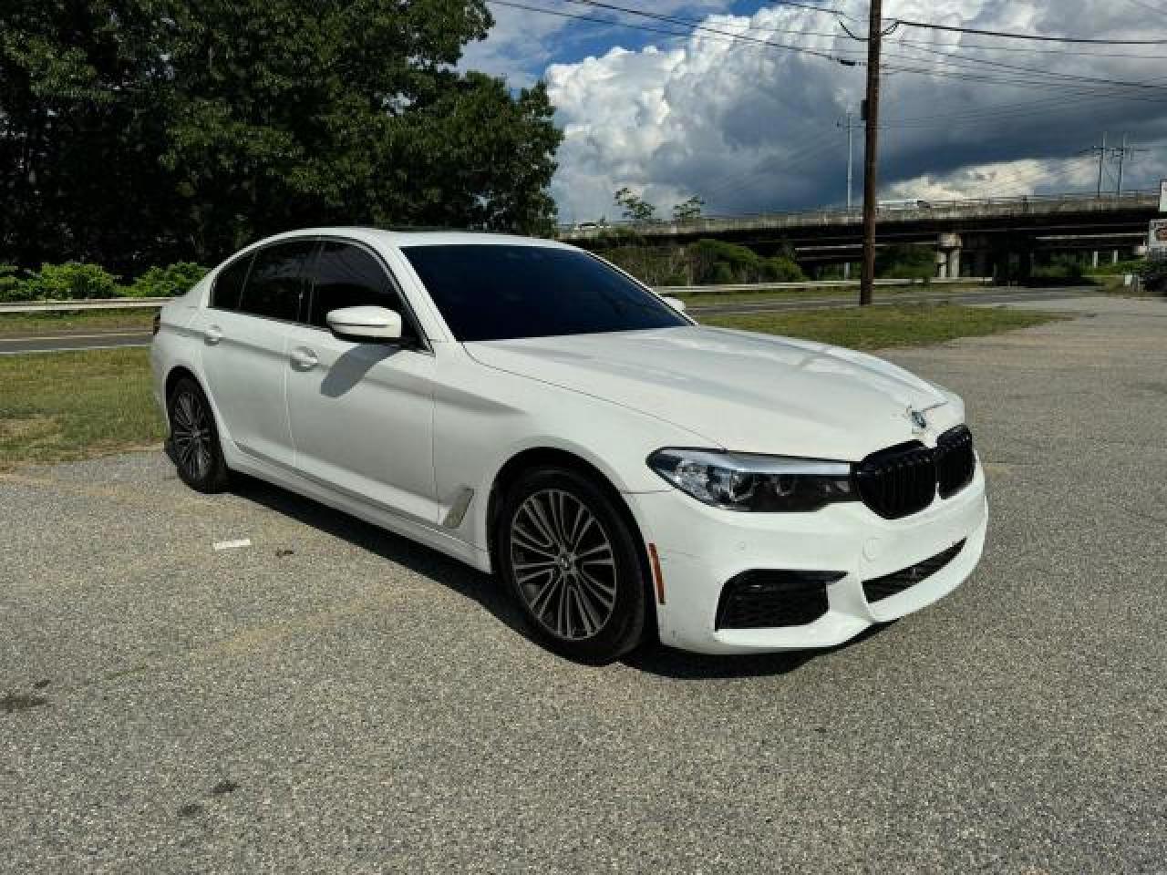 2020 BMW 530 Xi vin: WBAJR7C06LWW61738