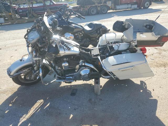 2003 HARLEY-DAVIDSON FLHTCUI AN 1HD1FCW473Y638491