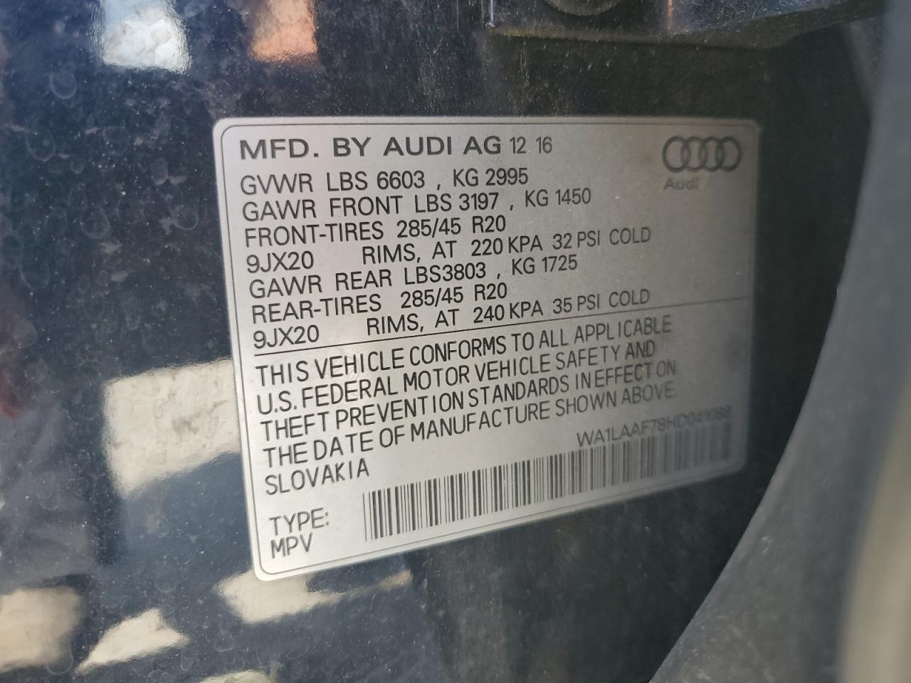 WA1LAAF78HD041088 2017 Audi Q7 Premium Plus