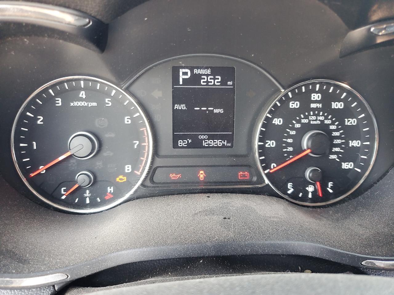 3KPFK4A78HE043138 2017 Kia Forte Lx