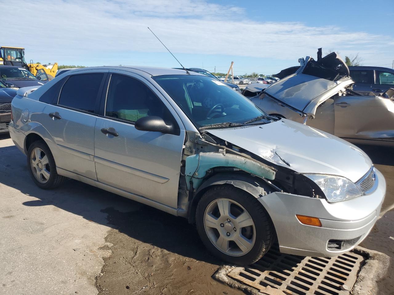 Lot #2902480909 2006 FORD FOCUS ZX4