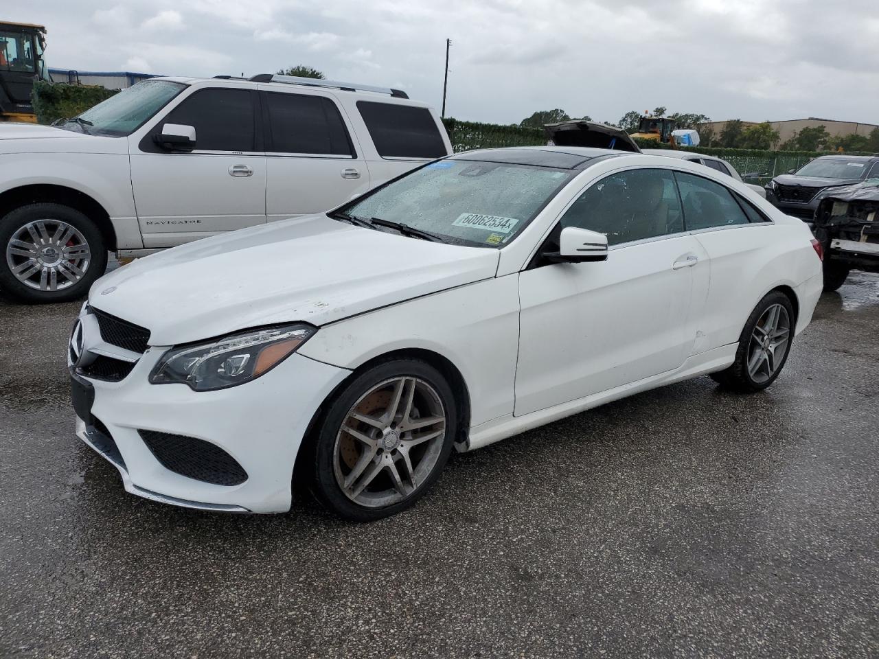 2016 Mercedes-Benz E 400 4Matic vin: WDDKJ6HB8GF327774