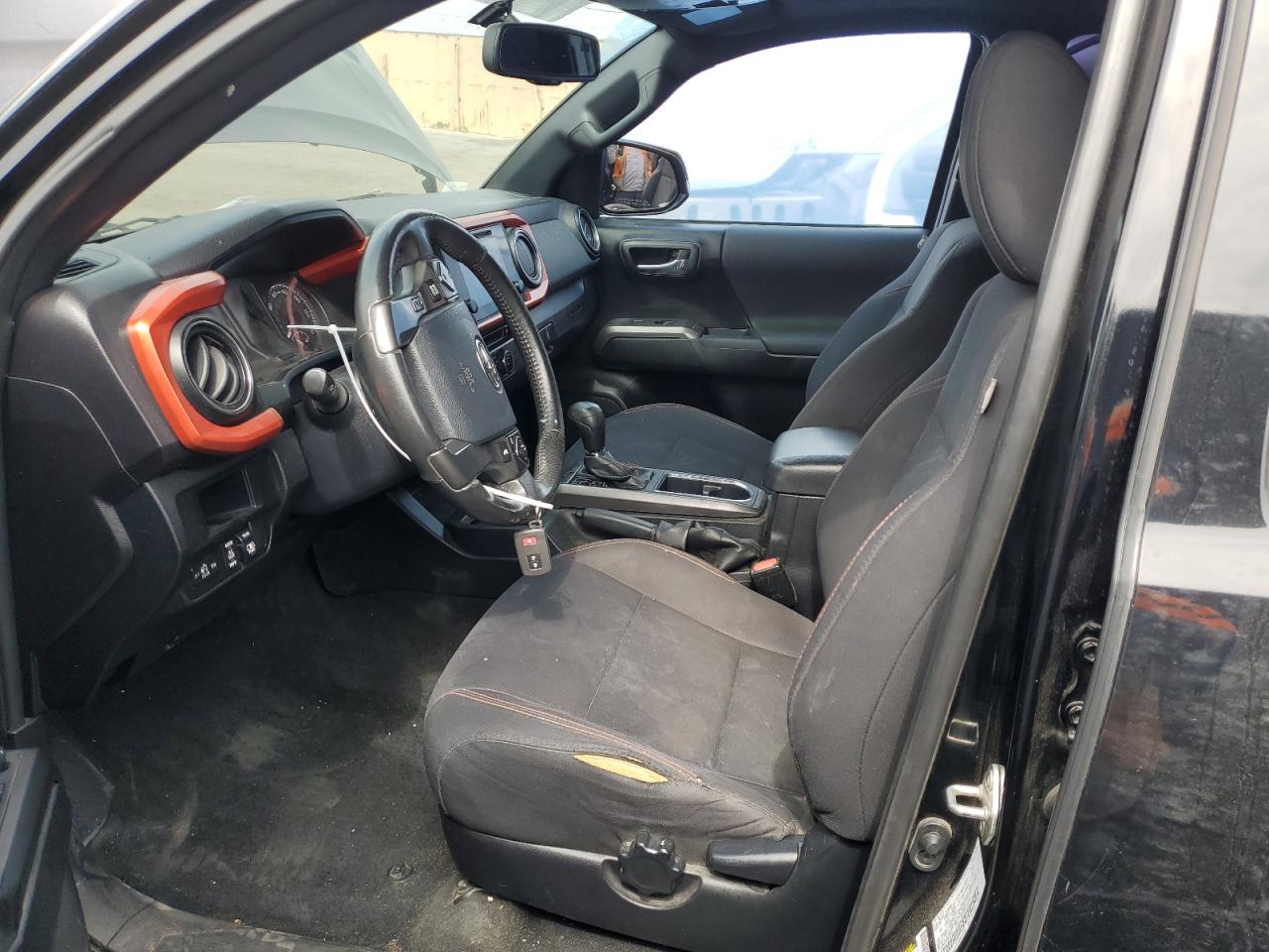 3TMCZ5AN2HM075463 2017 Toyota Tacoma Double Cab