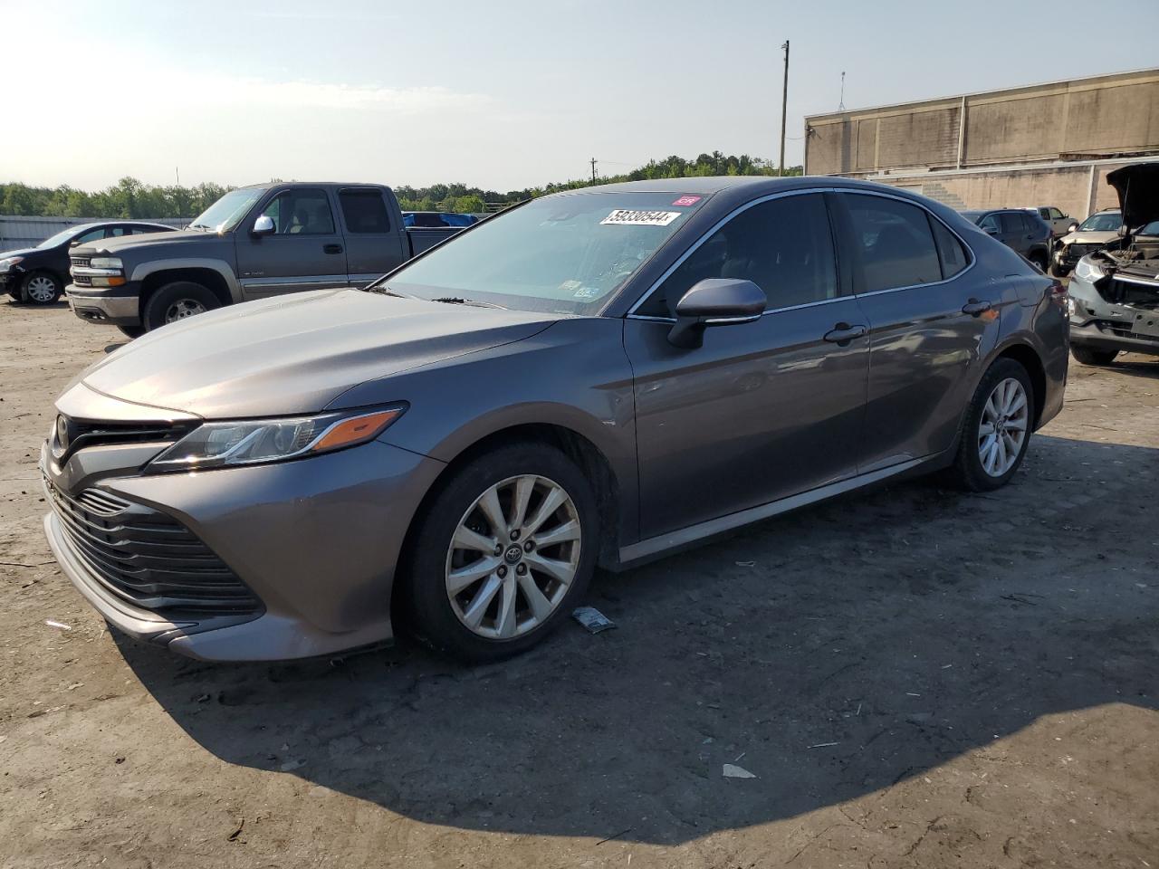 4T1B11HKXJU051965 2018 Toyota Camry L