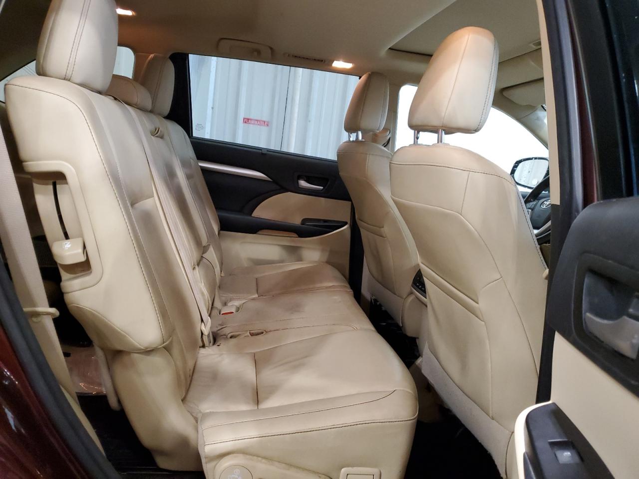 5TDJKRFH2FS099877 2015 Toyota Highlander Xle