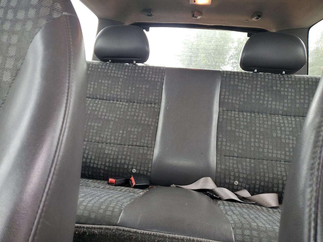 1FMYU02B01KB50147 2001 Ford Escape Xls