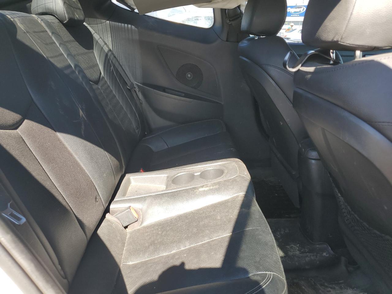 KMHTC6AE5FU240823 2015 Hyundai Veloster Turbo